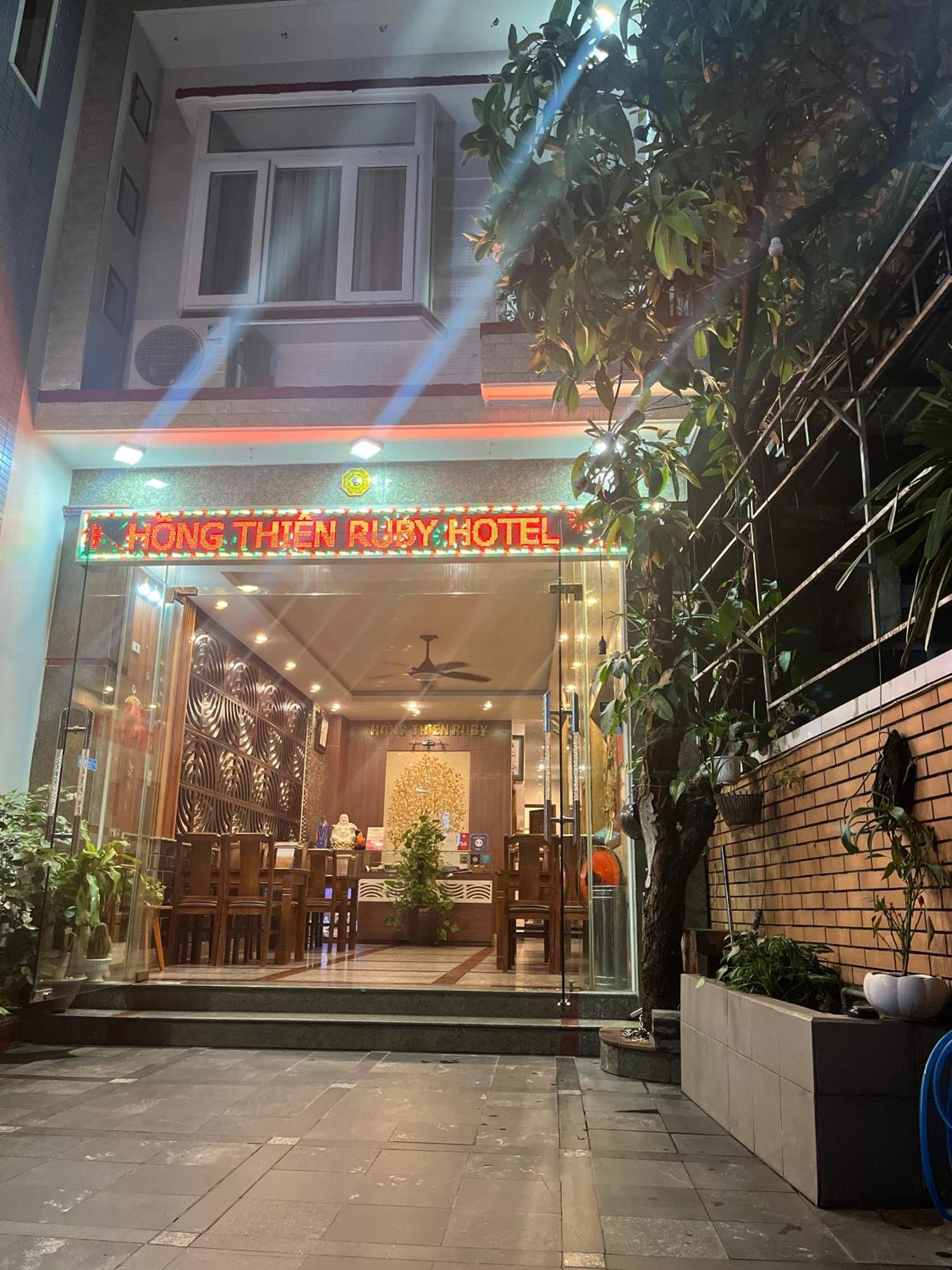 Hong Thien Ruby Hotel Hue Exterior foto