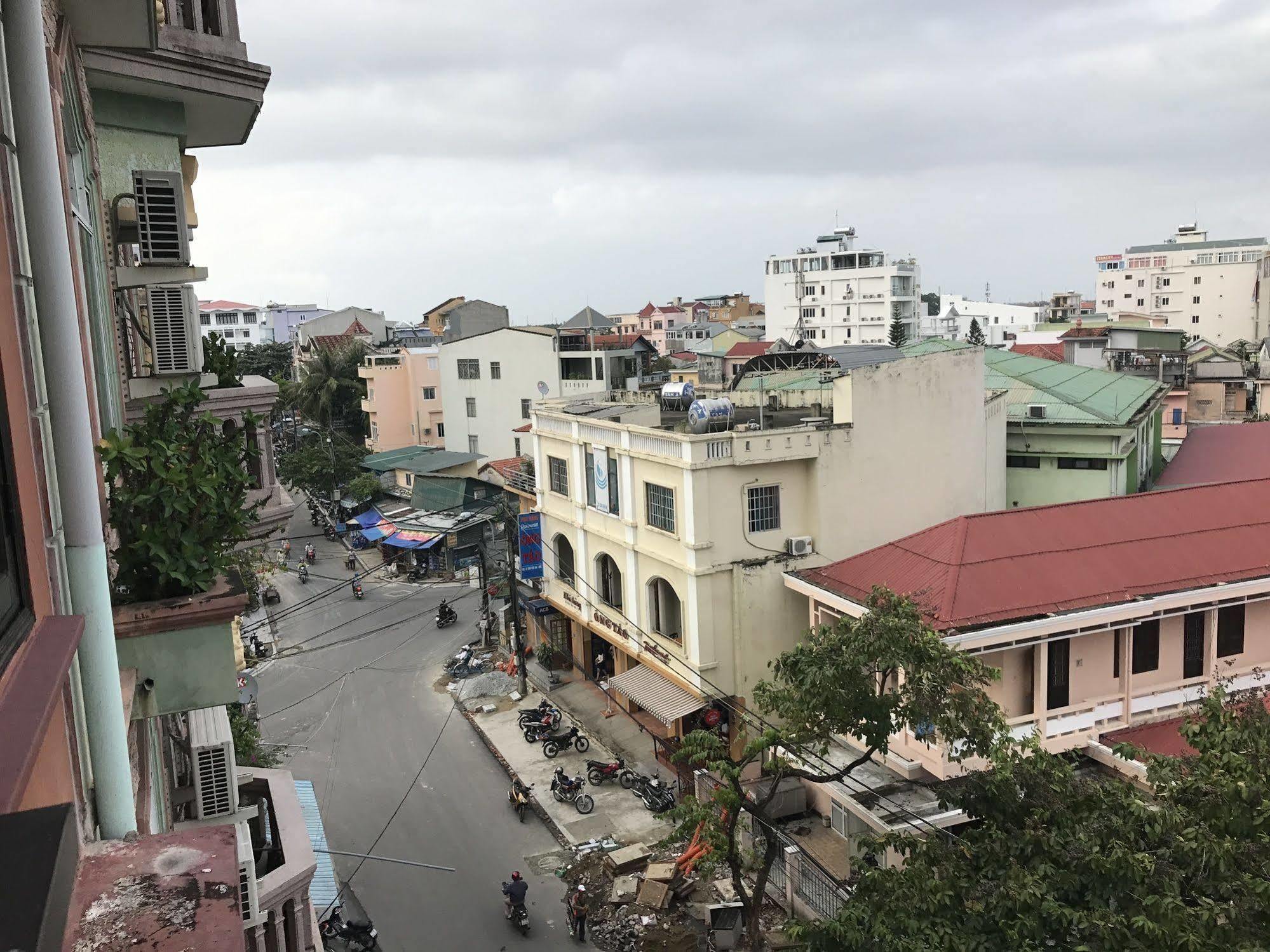 Hong Thien Ruby Hotel Hue Exterior foto