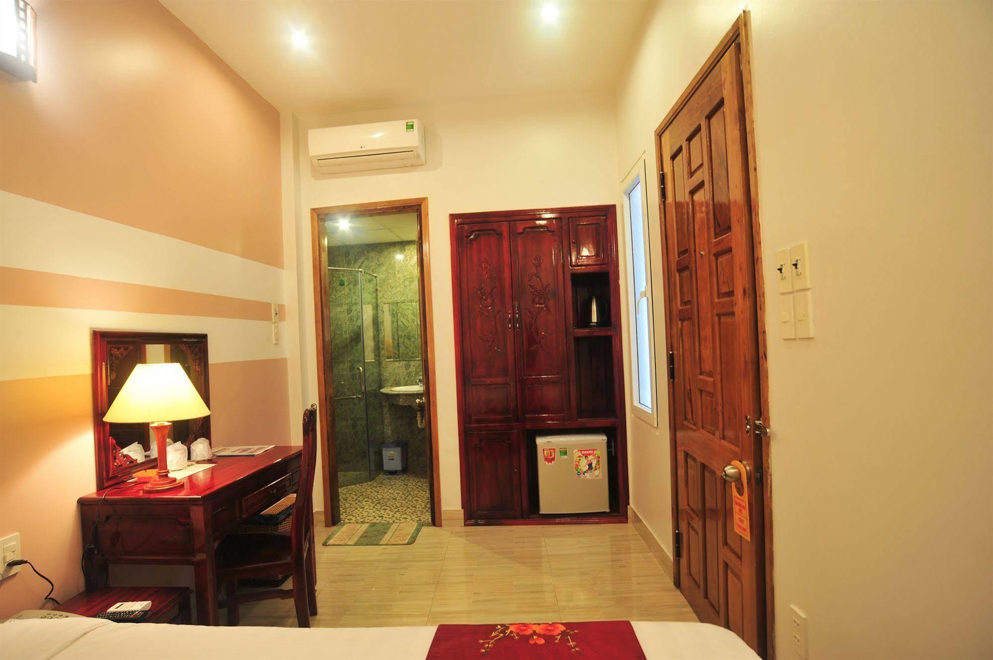 Hong Thien Ruby Hotel Hue Exterior foto